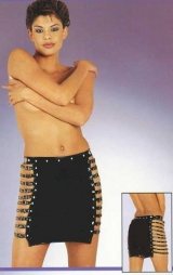 BDSM Δερμάτινη γυναίκεια φούστα με υπερβολική σέξυ άγρια ομορφιά