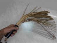 BDSM Μπεζ-καφέ δερμάτινο μαστίγιο με μήκος 50 cm