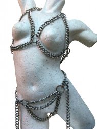 BDSM Γυναικείο σύνολο από ελαφριές αλυσίδες