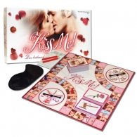 Kiss Me Couple Game