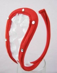 Γυναικείο κόκκινο c-string με φαρμπαλά σε άσπρο χρώμα